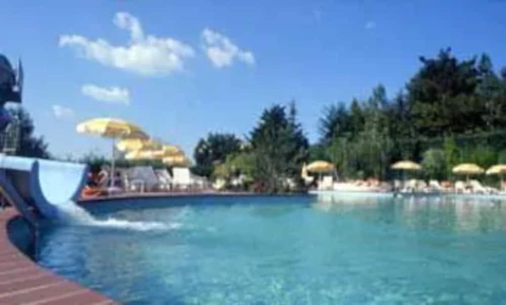 Balletti Park Hotel วิแตร์โบ ภายนอก รูปภาพ